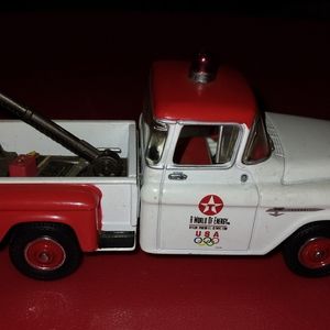 Matchbox Collectible Chevy Wrecker